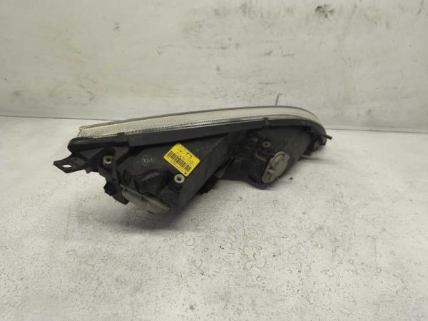 PHARE GAUCHE MITSUBISHI COLT - Vue 2